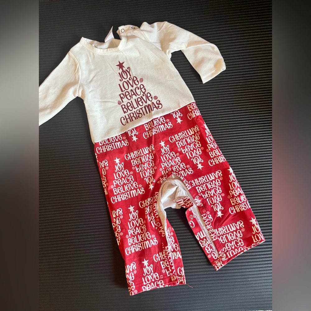 4 sets of PatPat Cream and Red Matching Family Christmas Outfits🎄